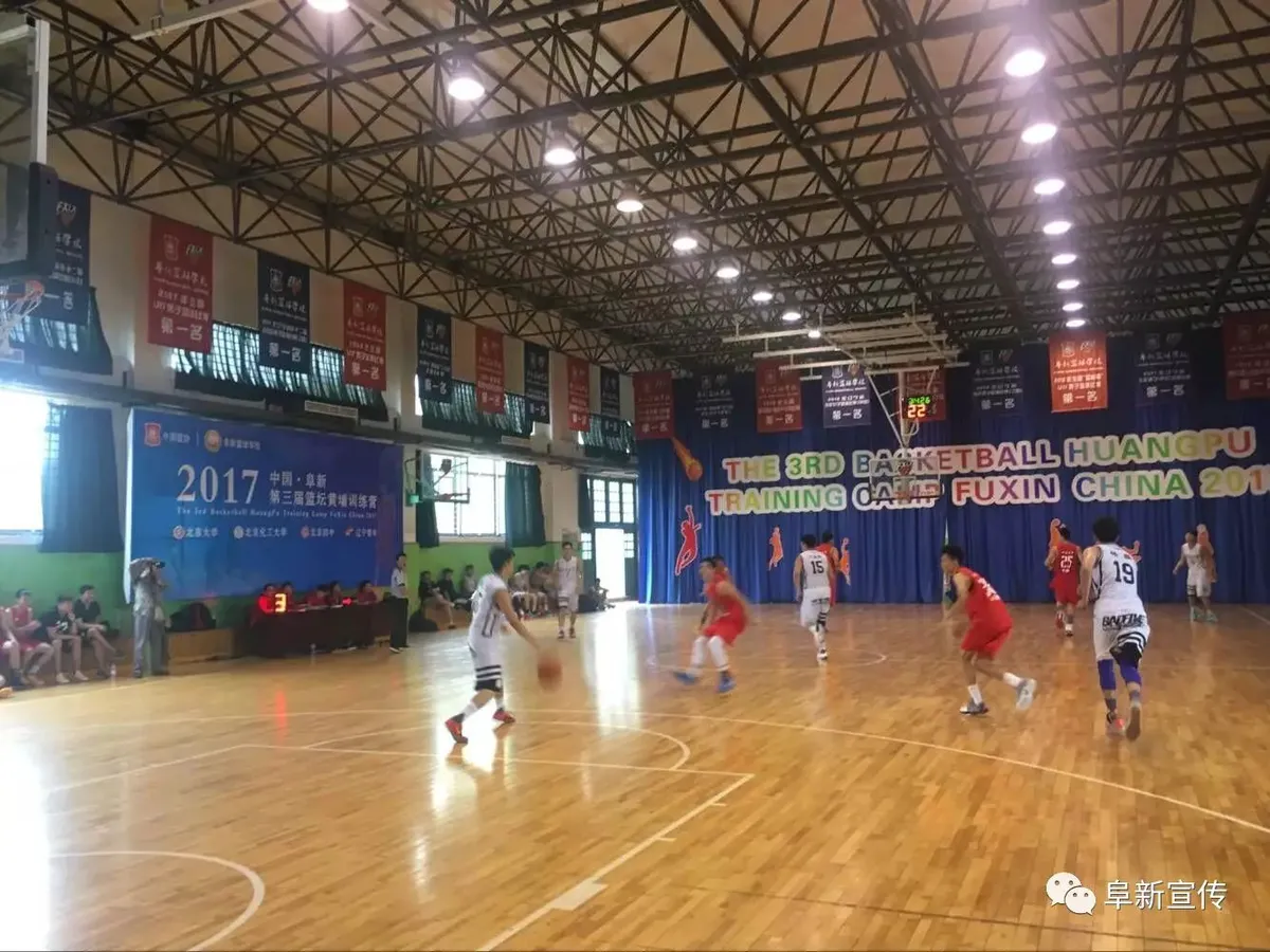 篮球小学生基本功训练教学反思怎么写_0